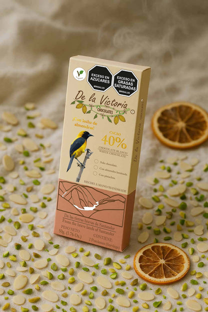 Barra de chocolate blanco al 40% con panela.