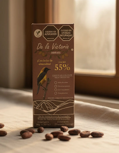 Barra de chocolate con leche vegano al 55% cacao.